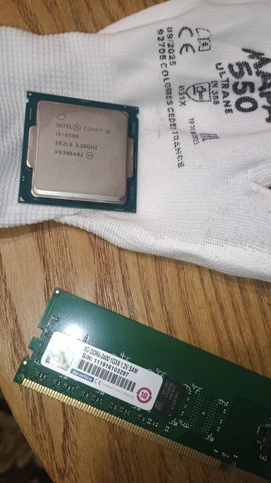 Procesoare INTEL i5,i7,RAMI, diverse