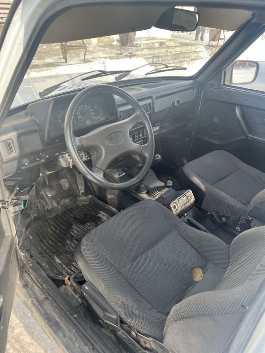 Продам ниву 2012 год газ бензин