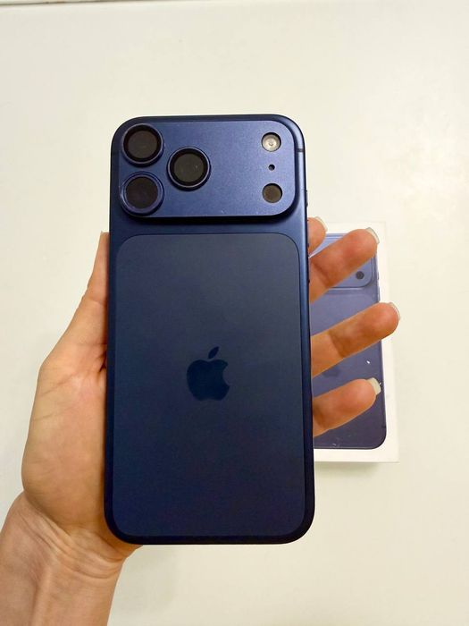 Продам iPhone 17 pro