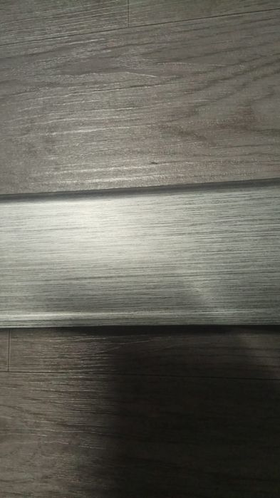 Плинтус Deconika,  напольный. Россия.