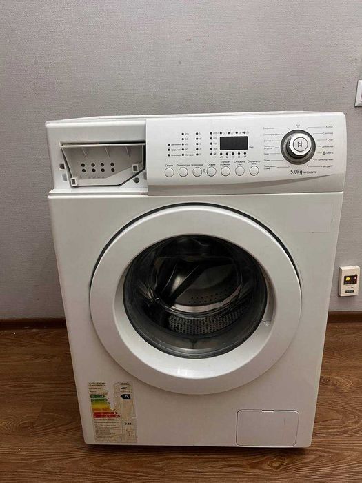 продам стиральную машинку SAMSUNG автомат НЕ РАБОТАЕТ