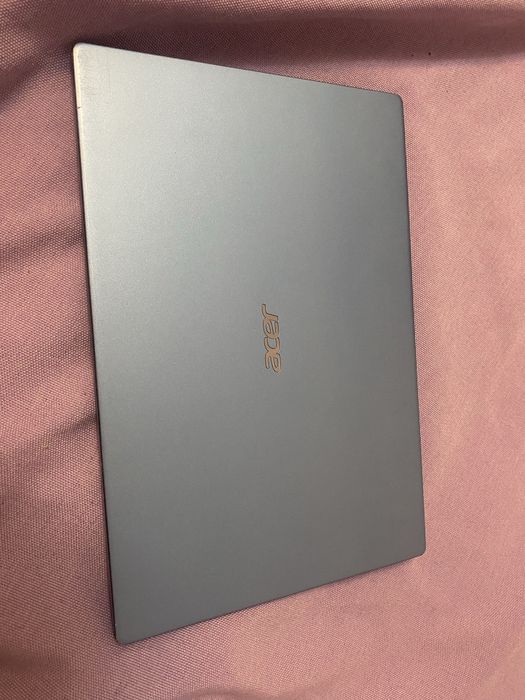 Продам ултробук в отличном состоянии