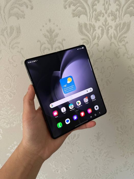 Samsung Z Fold 5 (12/512gb)