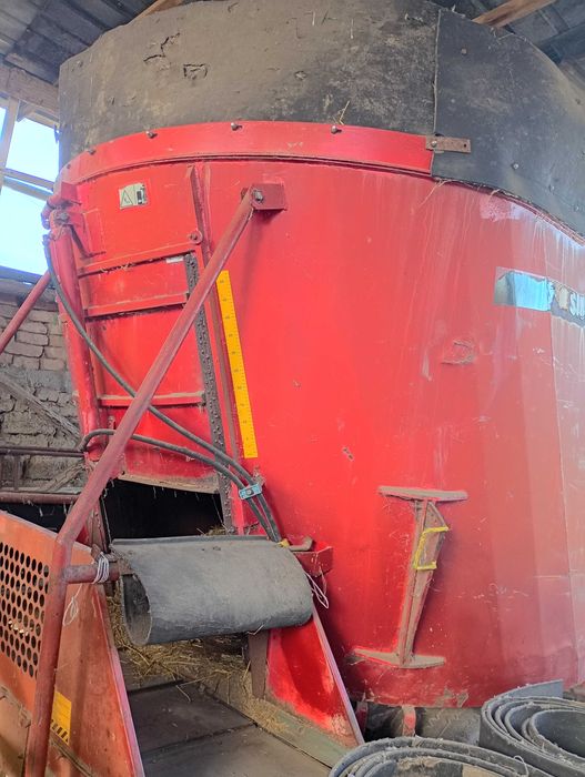 Смесител Миксер за фураж