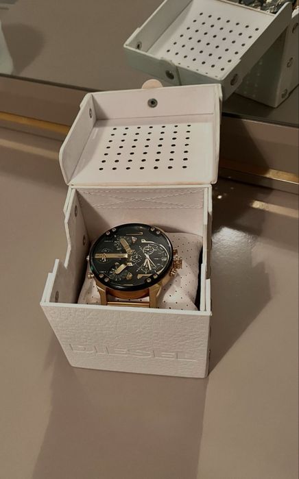 часовник Diesel DZ 7333 Mr Daddy 2.0