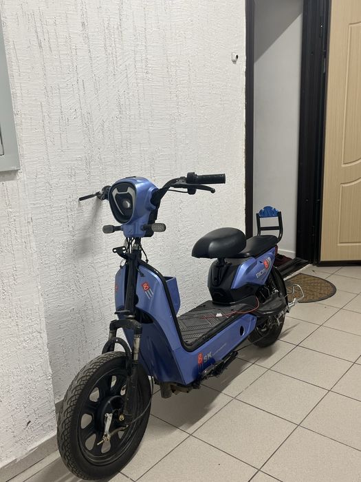 Продам скутер (не работающи)