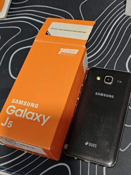 Продаю Срочно Samsung galaxy J5(J500H)
