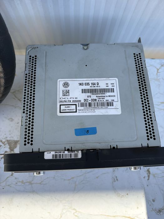 Волан с бег-продаден, радио и модул за мултиволан