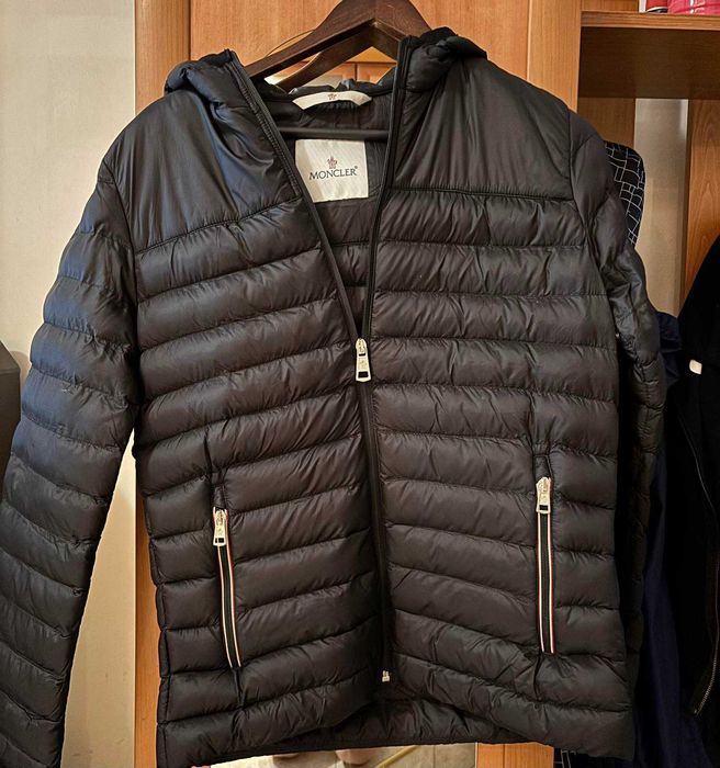 Дамско яке на Moncler