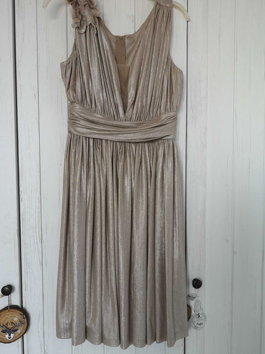 Vând rochii de gala, modele unicat