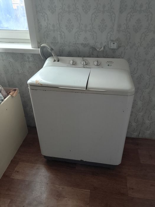 Продам стиральную машину