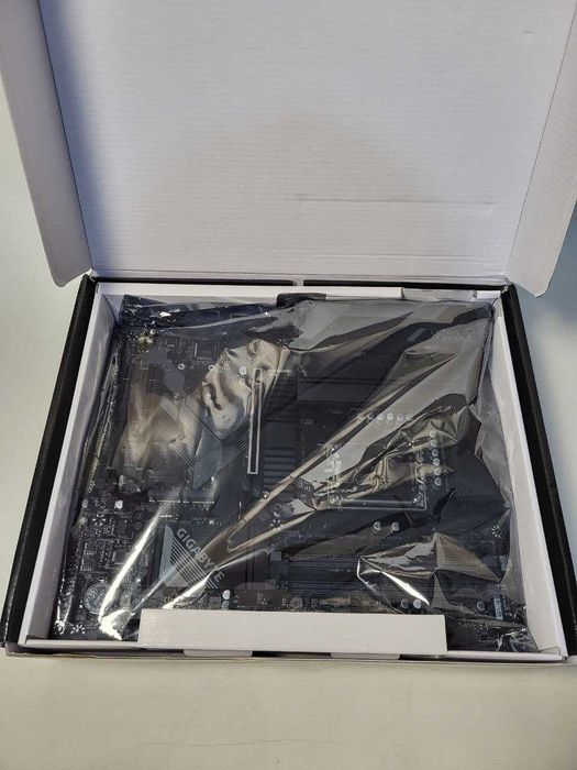 Gigabyte z790 s wifi ddr4