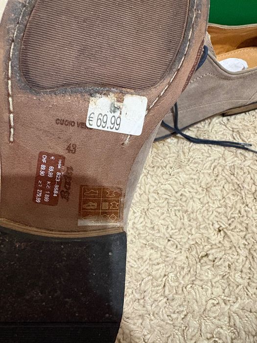 Pantofi barbati piele intoarsa de firma 70€