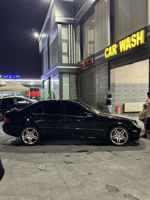 Mercedes W203 сотилади