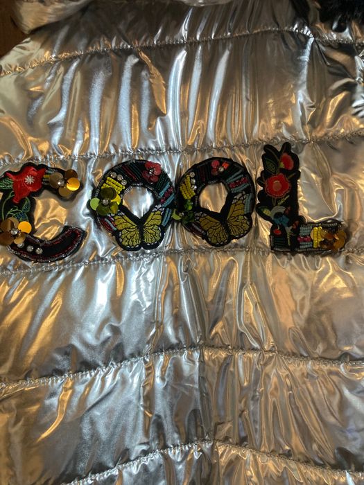 Разпродажба- Топло зимно яке – сребристо, с лачен ефект