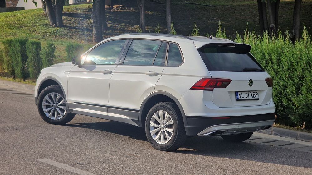 VOLKSWAGEN Tiguan 2020 — imagine 4