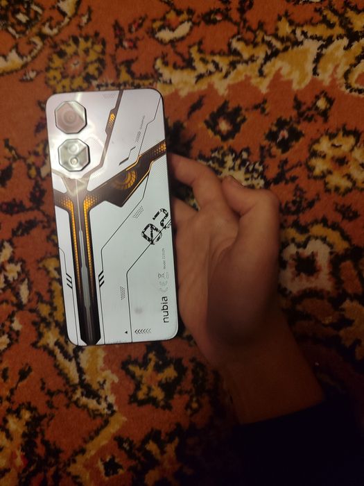 ZTE Nubia Neo 2 5G 8/256 — мощный игровой смартфон