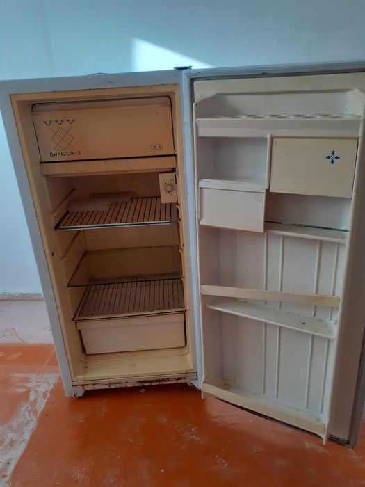 Холодильник сатылады