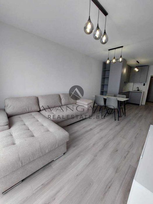 Продава се Двустаен апартамент в Пловдив, Кършияка - 75 кв.м за 1006 €/кв.м - Снимка #1