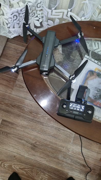 Дрон SJRC F 11 S