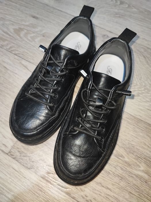 Продам ботинки на мальчика