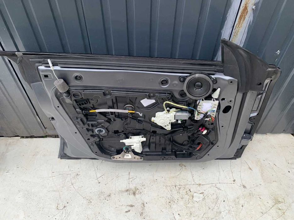 Предна врата лява, дясна Mercedes CLS W257