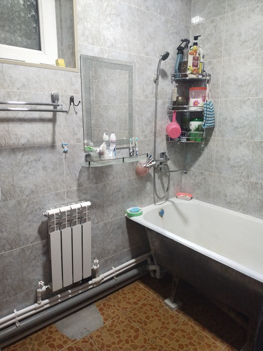 Срочно Продаётся свою 3х комнатная квартира.В доль дороги ки