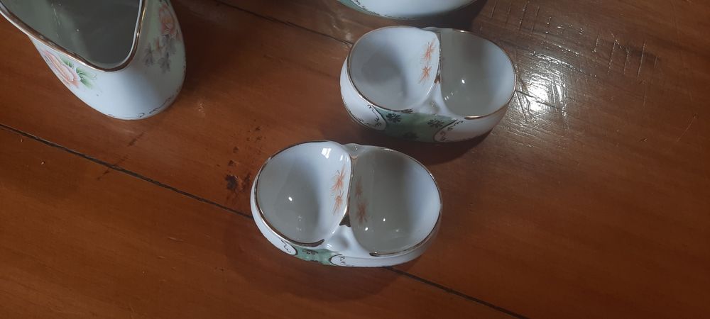 set servire vintage suflat cu aur Apulum