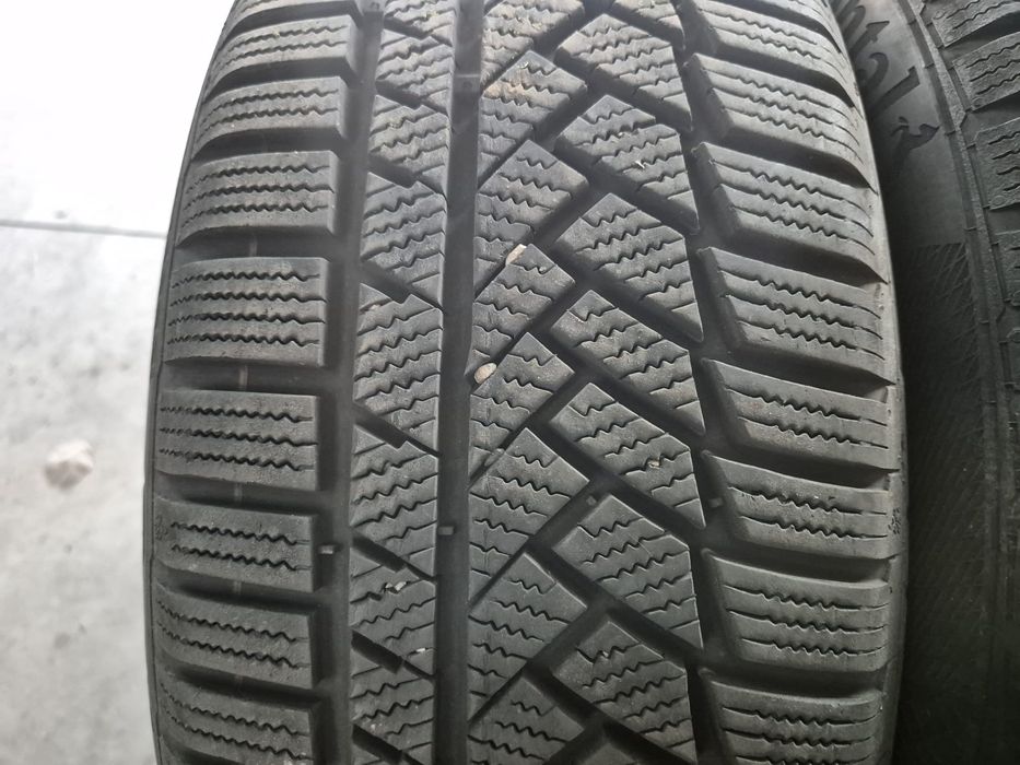 4 anvelope iarna Continental 215 55 18 ca și noi