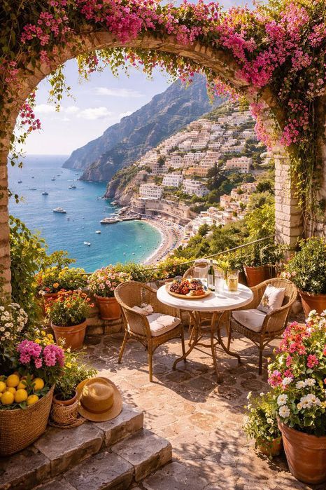 Картины "Золотой поток" и т д., 25*33 см