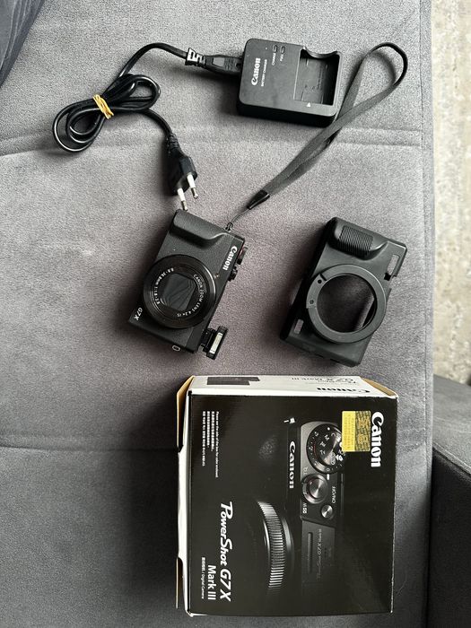 Canon PowerShot G7X Mark III