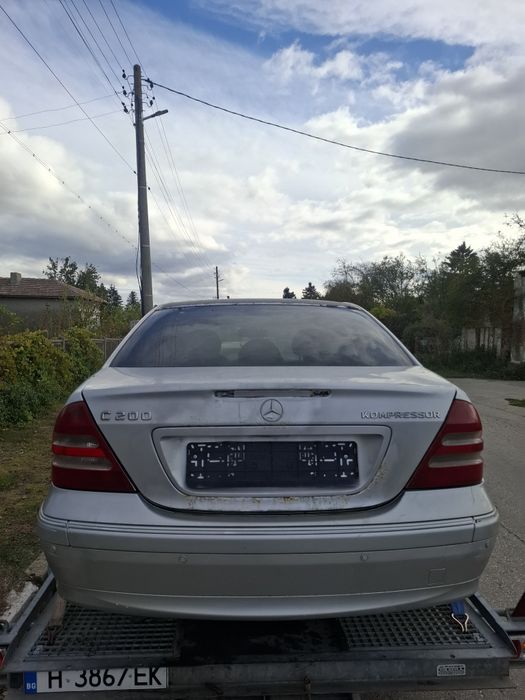 Mercedes-benz c200 компресор W203 на части или цяла 
Газ-бензин  НА ЧАСТИ