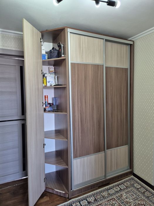 Продаю шкаф для прихожей