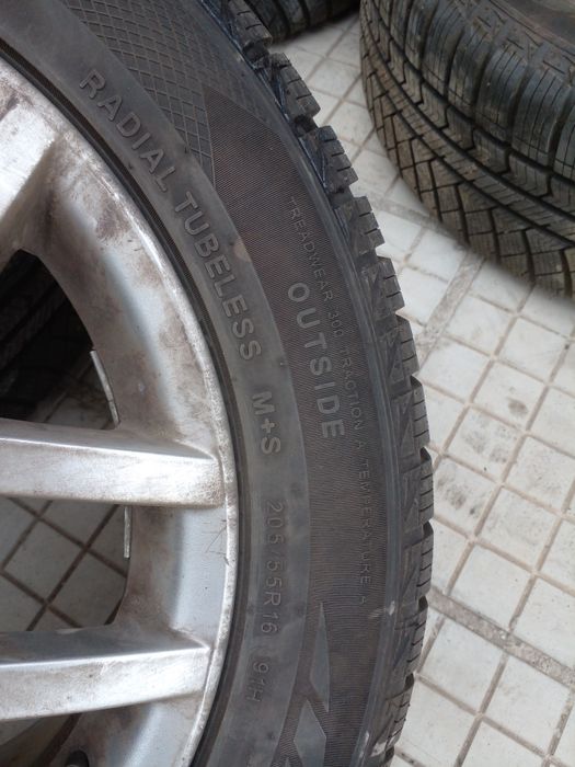 Фоцваген голф 4 на части на части 90коня град Перущица 1.9 90коня