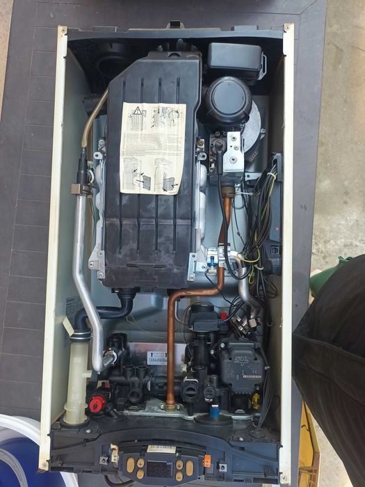 Central Termica ,Ariston