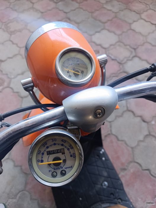 Suzuki let's 4 pallet