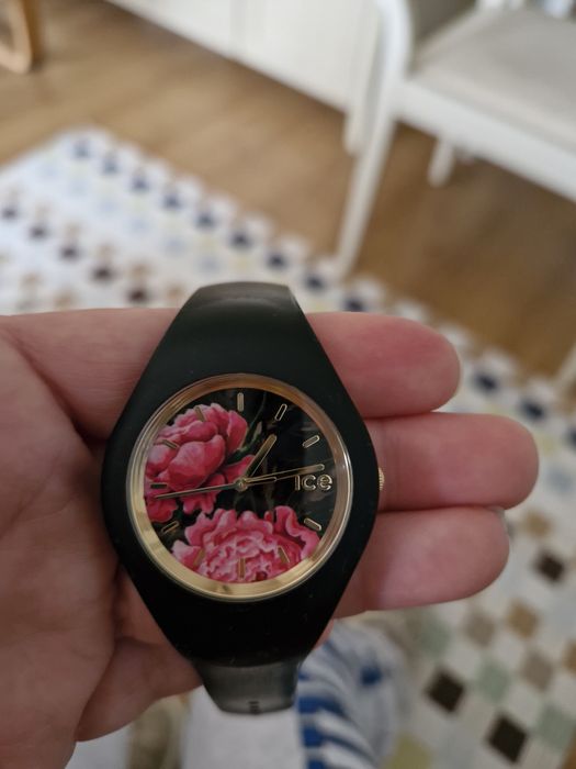 Часовник  Ice watch