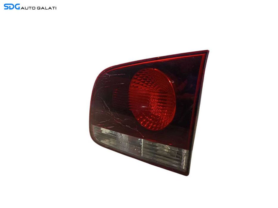 Stop Lampa Tripla Dreapta de pe Haion Portbagaj Volkswagen Touareg 7L Facelift FL 2002 - 2010 (Prezinta Microfisuri) [LS0267]