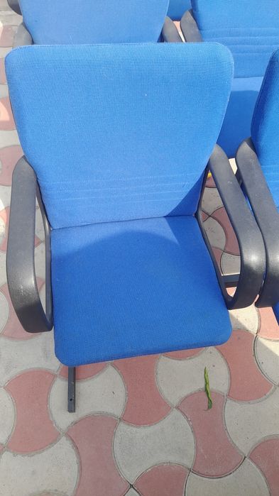 Продам  кресло  по 3000 тысяч