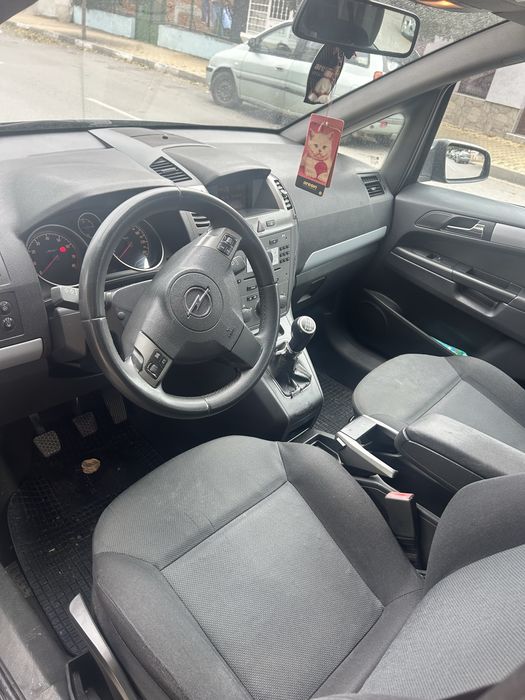 Opel Zafira 1.6i