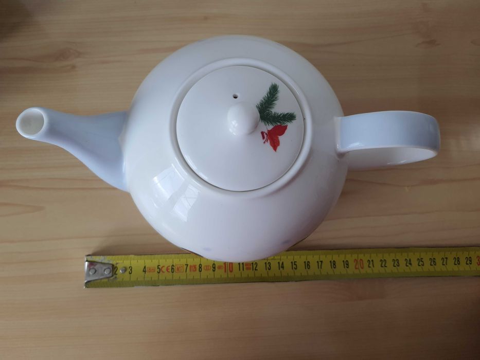 Керамичен чайник