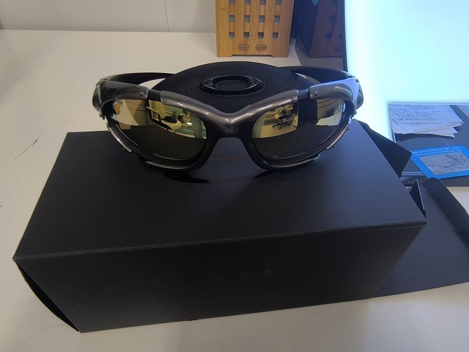 Слънчеви очила Oakley