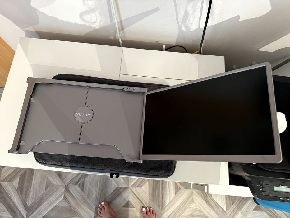 Extensie de Ecran triple pentru Laptop. YUTOO 14 inch.
