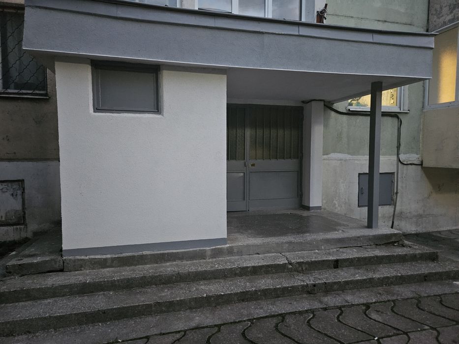 Дава се под наем Двустаен апартамент в Варна, Център - 45 кв.м за 388.62 € - Снимка #11