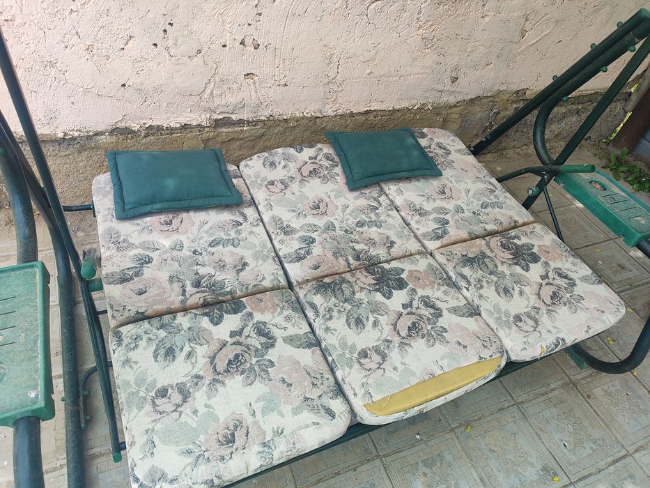 Летний диван качалка на улицу