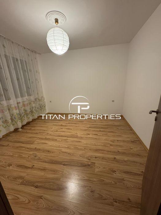 Дава се под наем Тристаен апартамент в Пловдив, Център - 90 кв.м за 350 € - Снимка #4