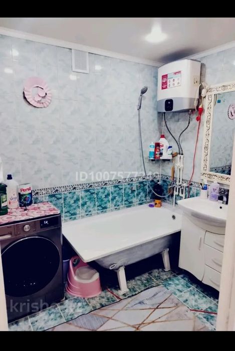 Продается 2 х комн квартира
