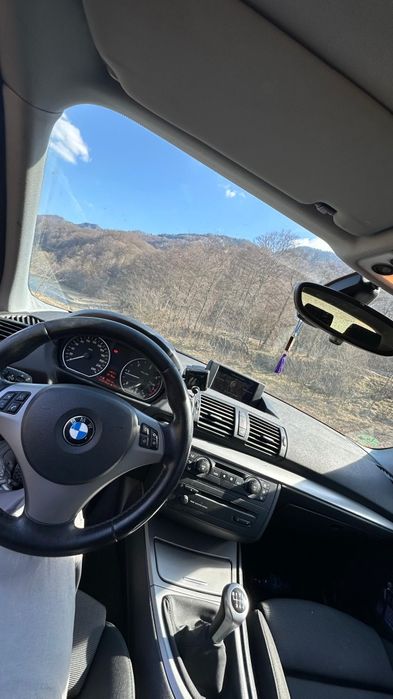 Vând seria 1  2.0  diesel