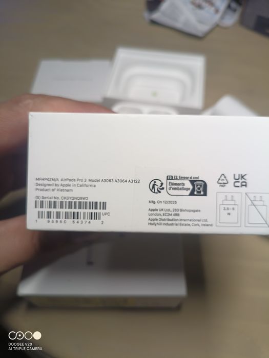 Безжични слушалки Apple AirPods Pro 3, активно шумопотискане, превод на живо, измерване