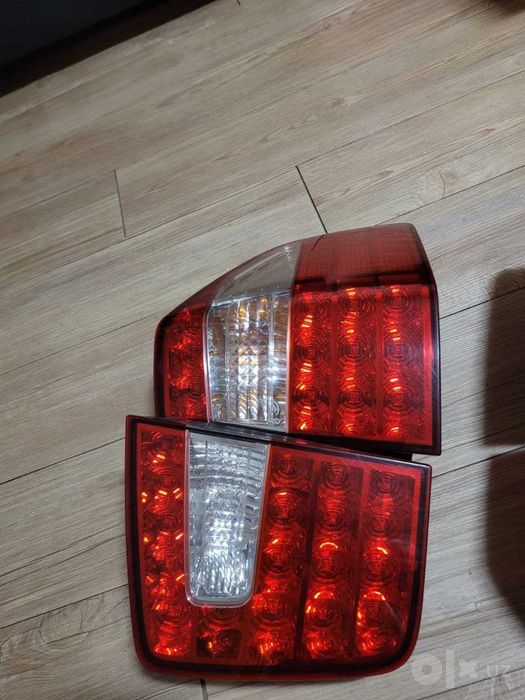 Продам задние фары от KIA Mohave KV300.